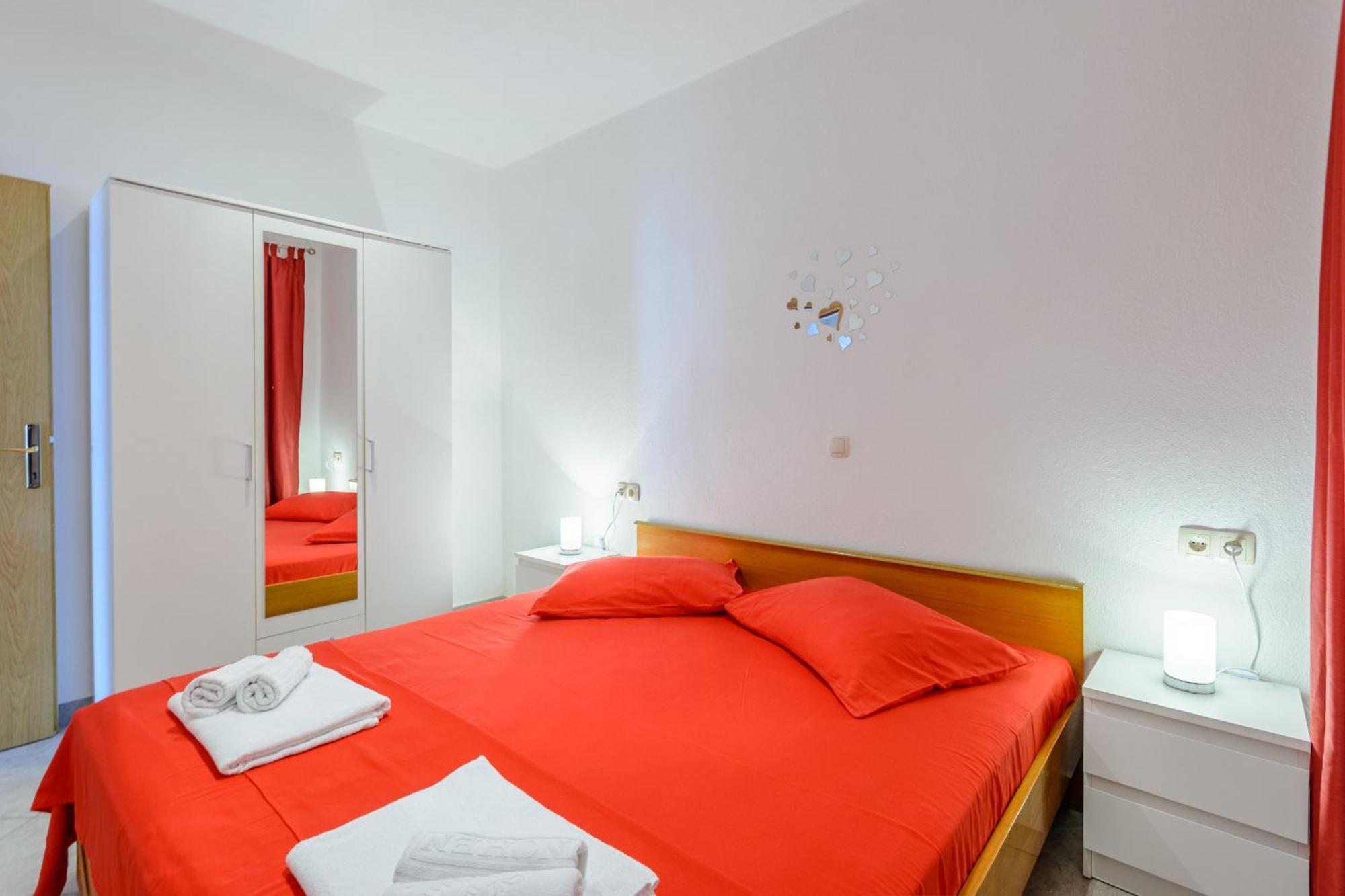 Apartments Hope Dugi Rat Room photo